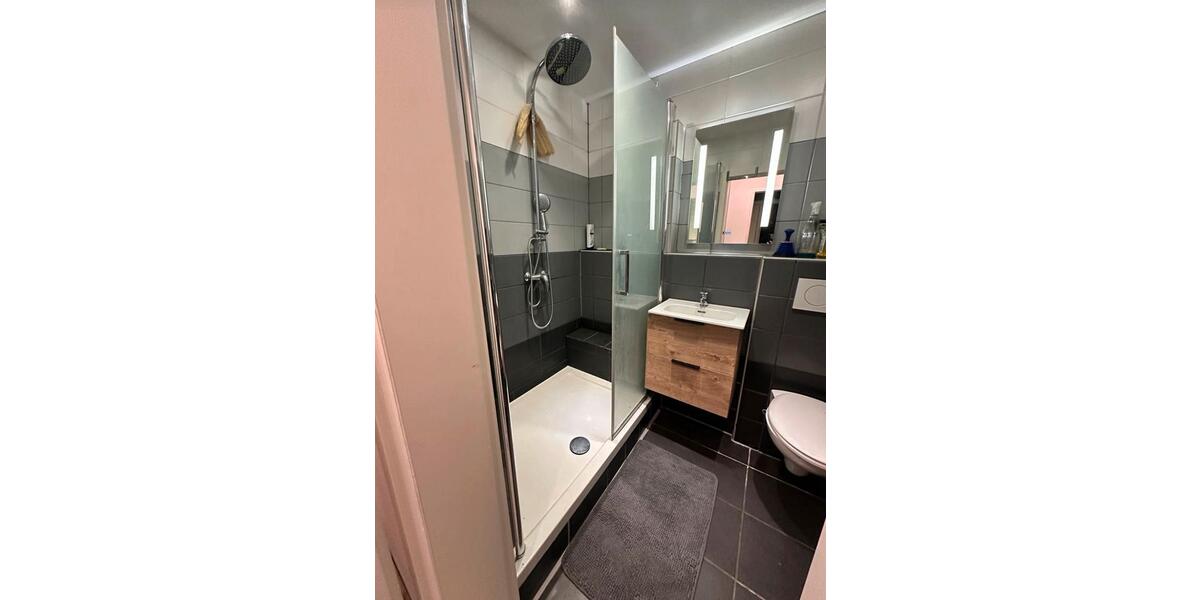 Wohnen auf Zeit Köln Kalk - 8 Zimmer, 8 m&sup2;, 650&euro; | Angebot:26564570