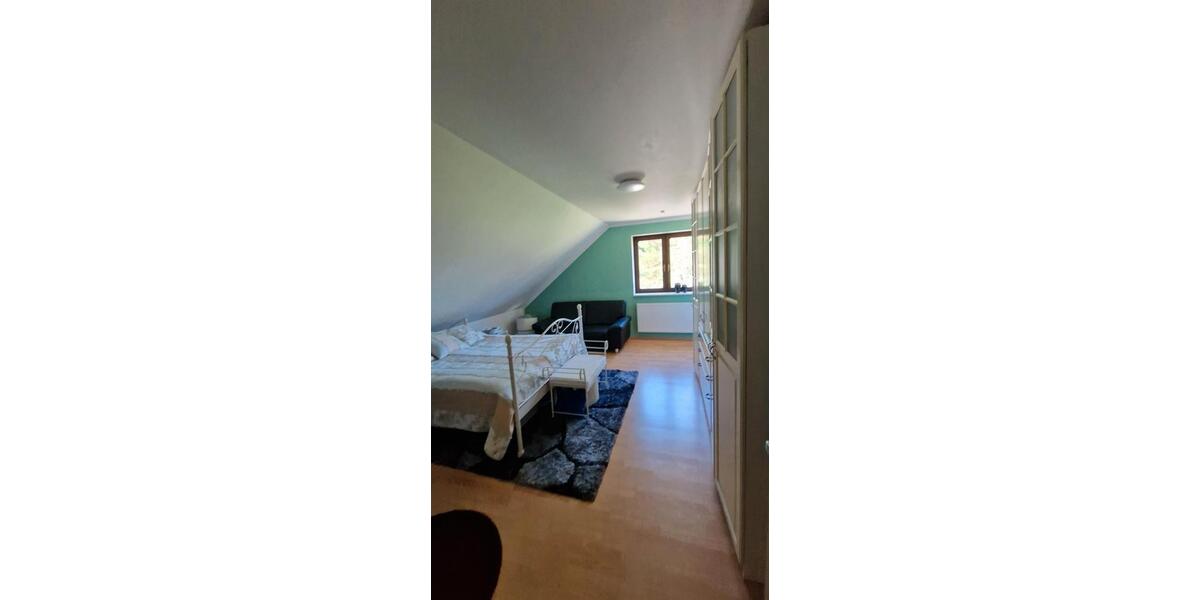 Etagenwohnung Gummersbach Berstig Süd - 2 Zimmer, 90 m&sup2;, 590&euro; | Angebot:26615573