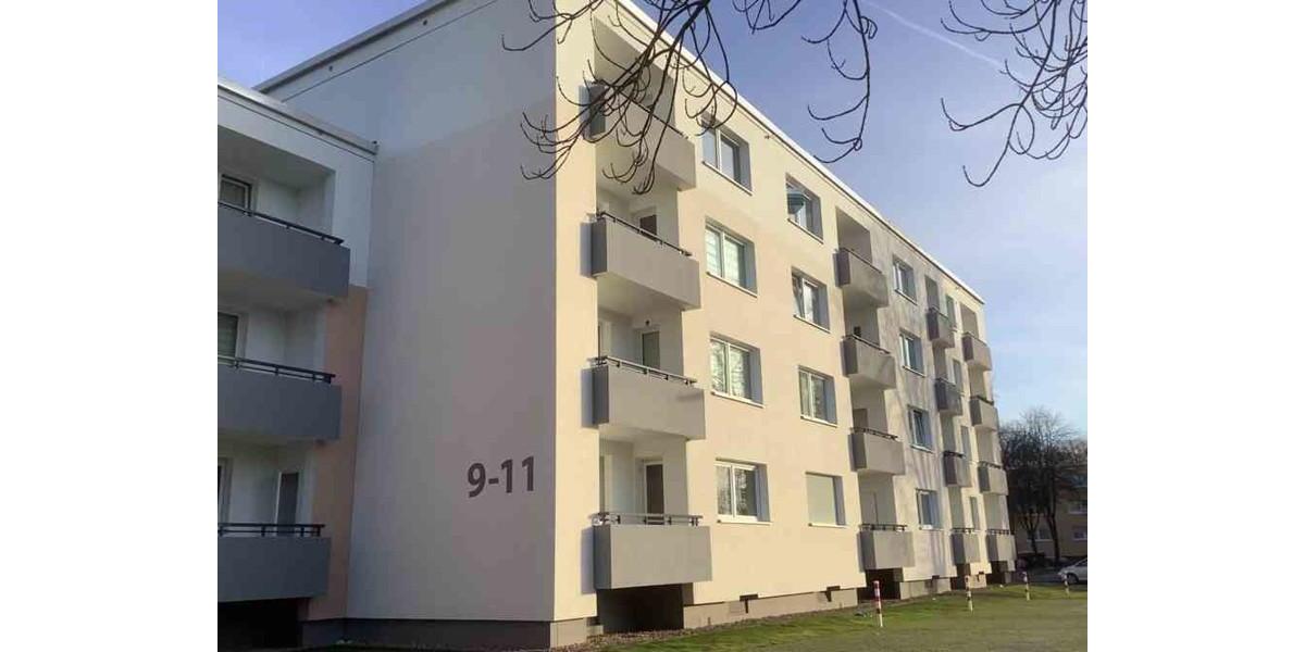 Geräumige 3 Zimmer-Wohnung mit Balkon in grüner Lage 3 zimmer