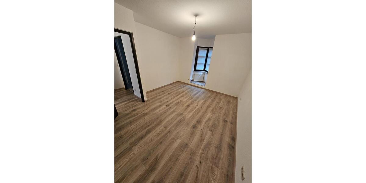 Etagenwohnung Wiesbaden Nordost - 2 Zimmer, 75 m&sup2;, 1.400&euro; | Angebot:24550310