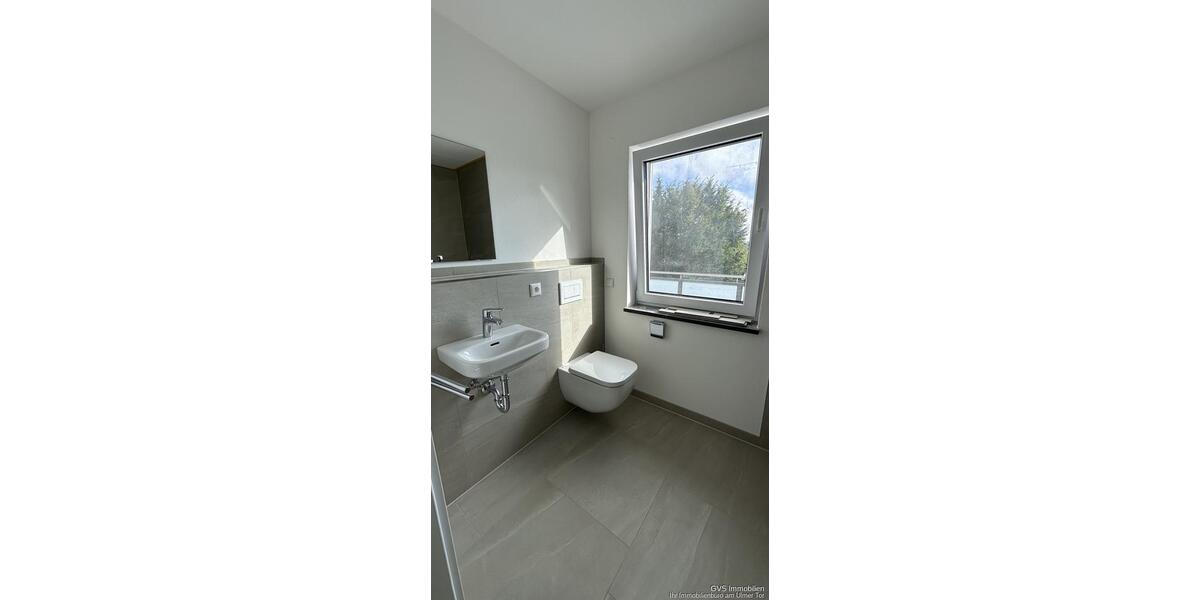 Einfamilienhaus Memmingen - 5 Zimmer, 158 m&sup2;, 2.200&euro; | Angebot:26480084