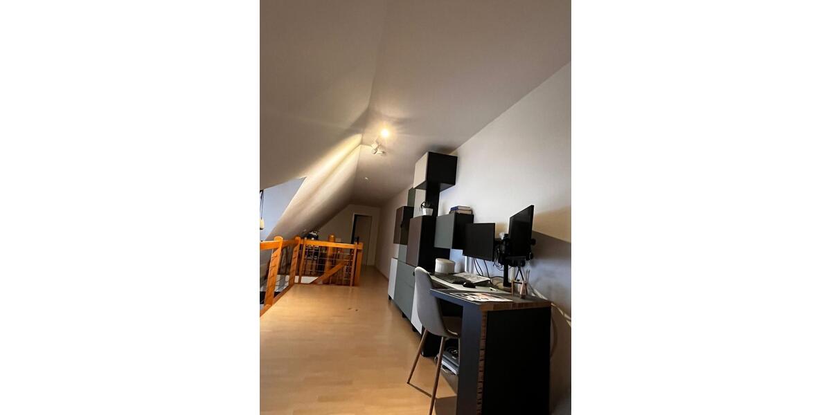 Dachgeschoßwohnung Wismar Altstadt - 3 Zimmer, 118 m&sup2;, 1.500&euro; | Angebot:24977633