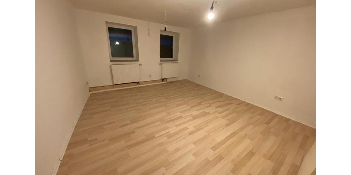 Reihenhaus Gronau (Leine) - 5 Zimmer, 160 m&sup2;, 1.100&euro; | Angebot:25049158