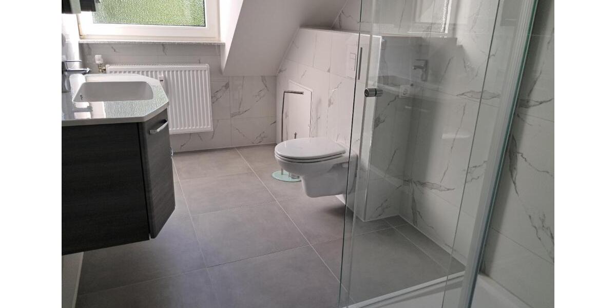 Dachgeschoßwohnung Holzminden - 3 Zimmer, 98 m&sup2;, 595&euro; | Angebot:21908599