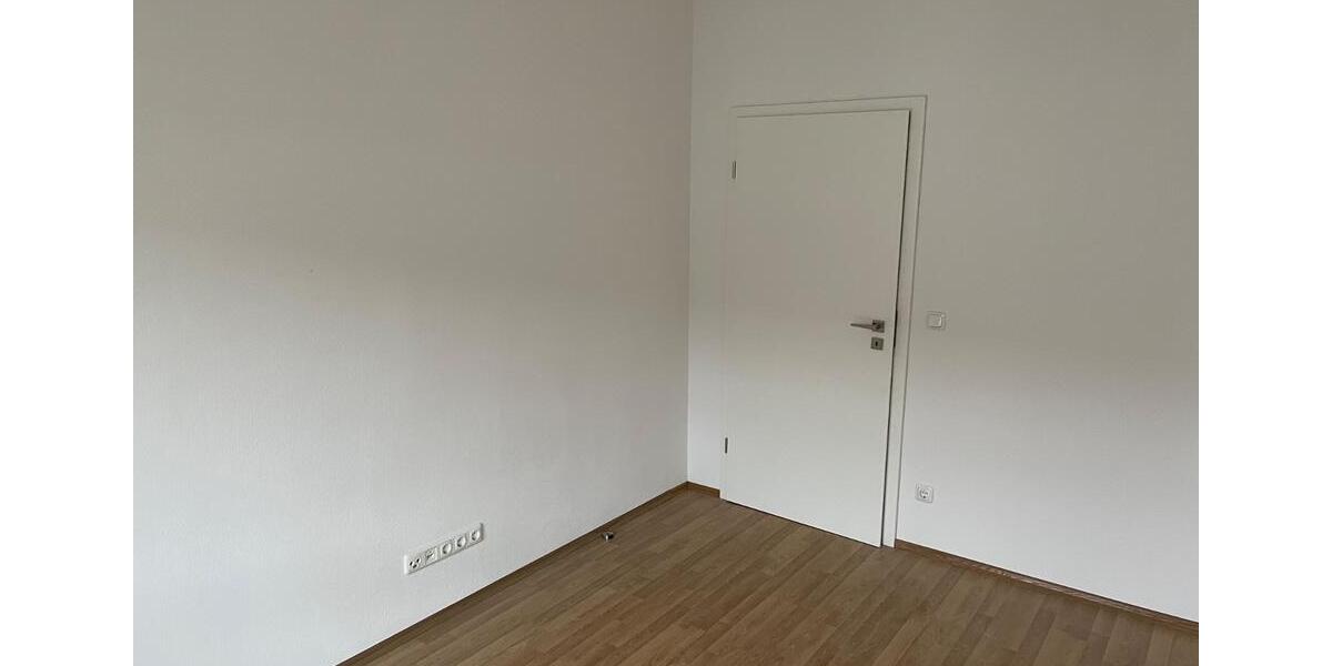 Etagenwohnung Osterhofen - 2 Zimmer, 92 m&sup2;, 644&euro; | Angebot:26648171