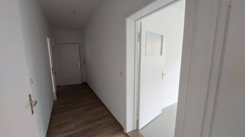 Etagenwohnung Bremerhaven Geestemünde - 2 Zimmer, 58 m&sup2;, 400&euro; | Angebot:26162017