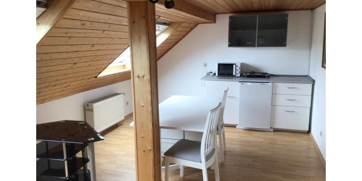 Dachgeschoßwohnung Kranzberg - 1 Zimmer, 30 m&sup2;, 450&euro; | Angebot:26699656