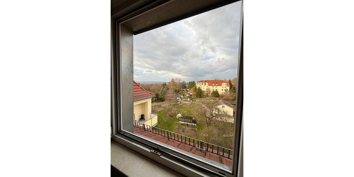 Dachgeschoßwohnung Dresden Cotta - 3 Zimmer, 50 m&sup2;, 596&euro; | Angebot:26030273