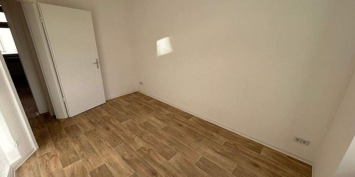 Etagenwohnung Magdeburg Sudenburg - 3 Zimmer, 63 m&sup2;, 423&euro; | Angebot:25970192