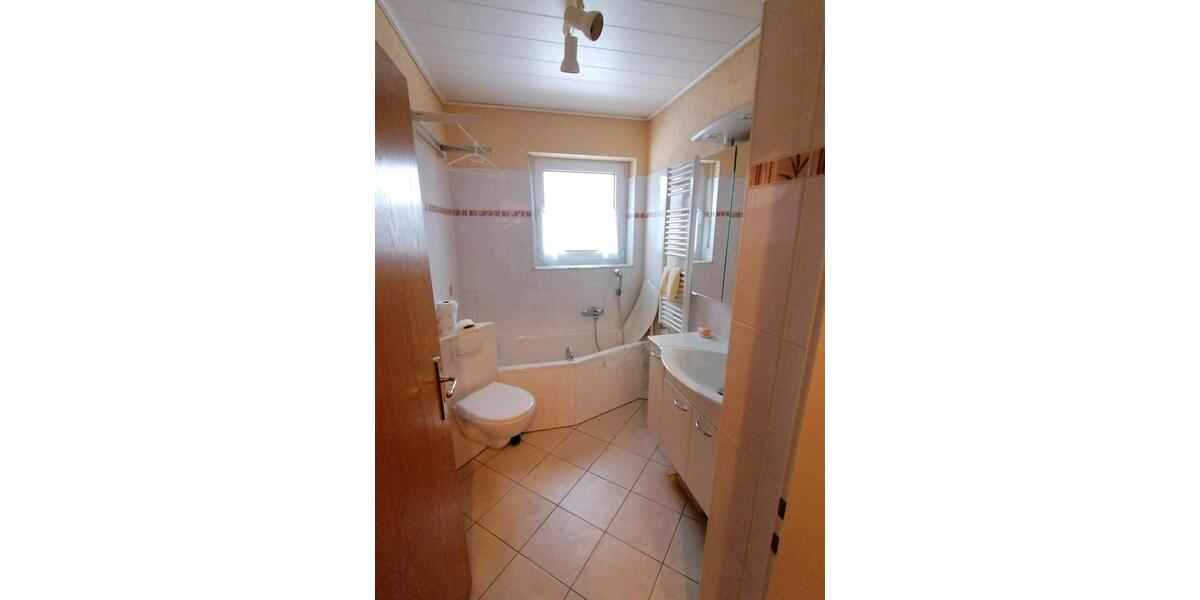 Erdgeschoßwohnung Bad Hersfeld - 4 Zimmer, 83 m&sup2;, 650&euro; | Angebot:25613815