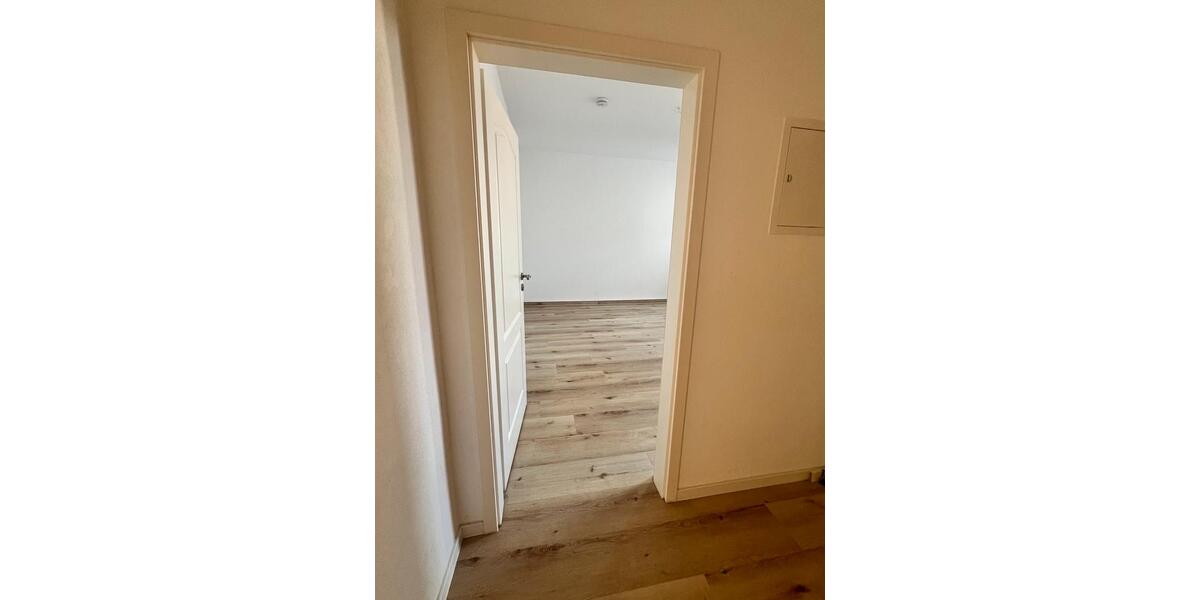 Etagenwohnung Döbeln - 2 Zimmer, 57 m&sup2;, 325&euro; | Angebot:25418325