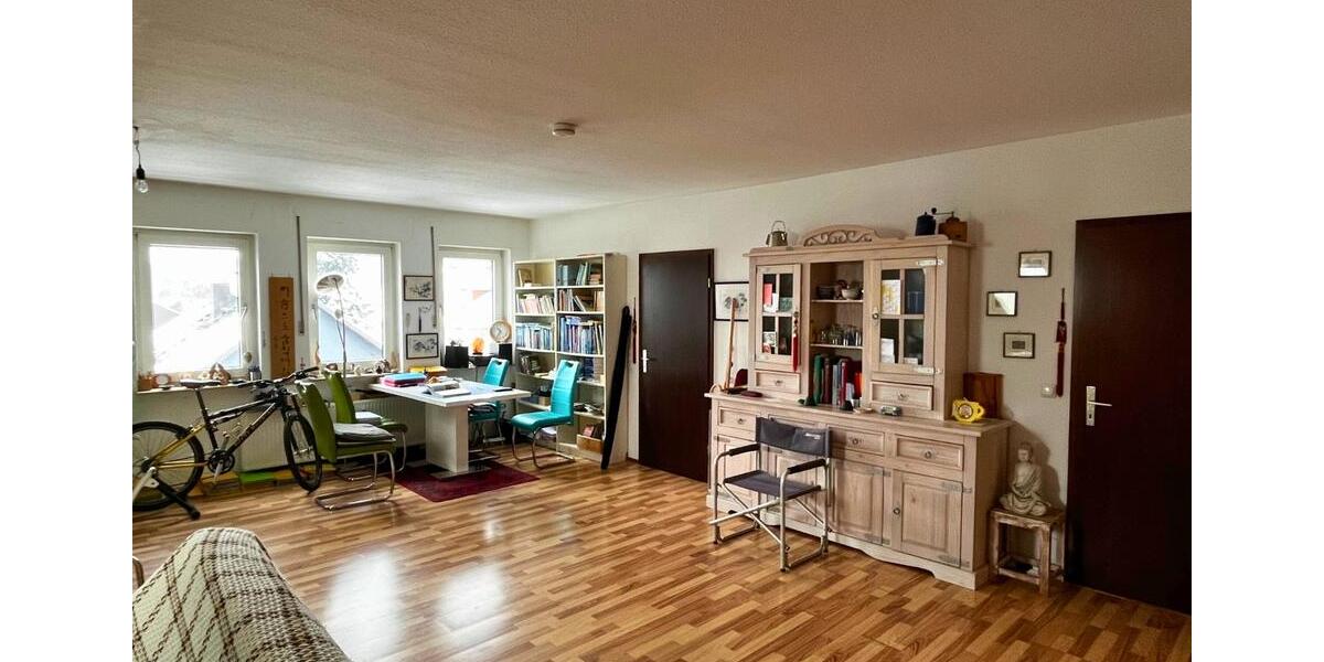 Dachgeschoßwohnung Bad Emstal - 2 Zimmer, 68 m&sup2;, 440&euro; | Angebot:24837278