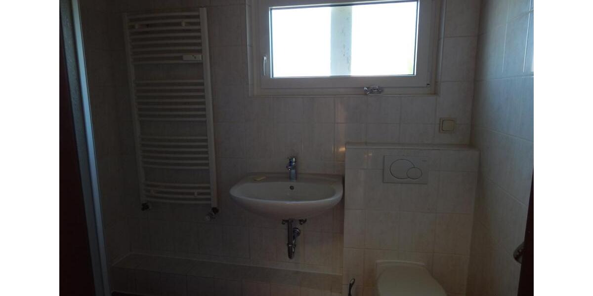 Etagenwohnung Leese - 4 Zimmer, 75 m&sup2;, 540&euro; | Angebot:25280348