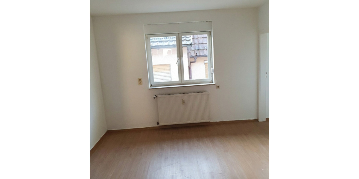 Etagenwohnung Bad Mergentheim - 4 Zimmer, 85 m&sup2;, 800&euro; | Angebot:25332641