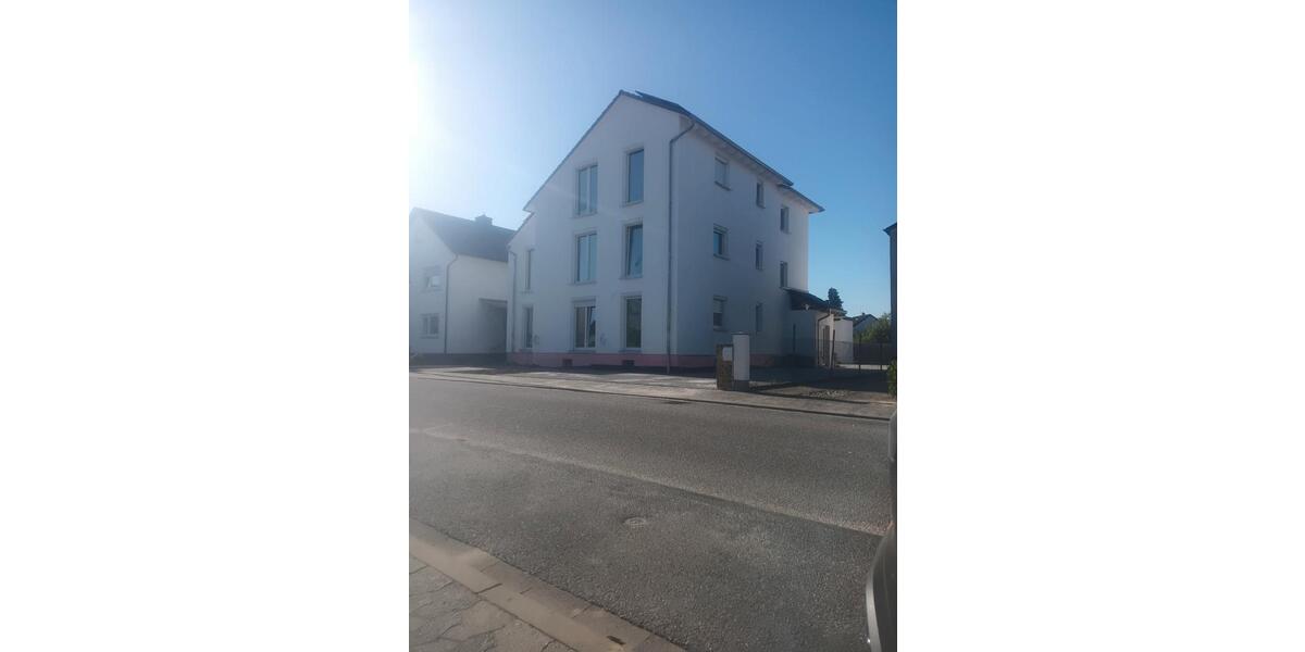Erdgeschoßwohnung Biebesheim am Rhein - 2 Zimmer, 67 m&sup2;, 1.000&euro; | Angebot:26547046