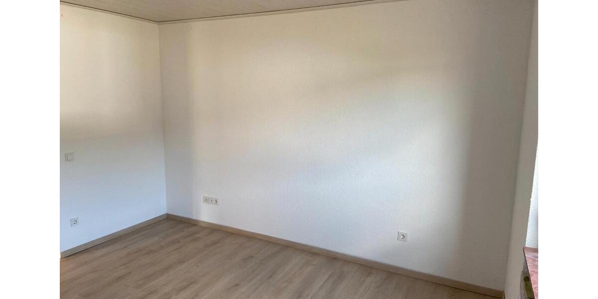 Erdgeschoßwohnung Sinntal - 3 Zimmer, 90 m&sup2;, 850&euro; | Angebot:26380071