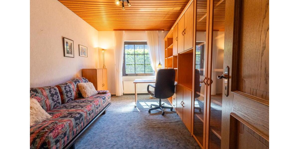 Einfamilienhaus Aurich - 4 Zimmer, 146 m&sup2;, 1.450&euro; | Angebot:24813077