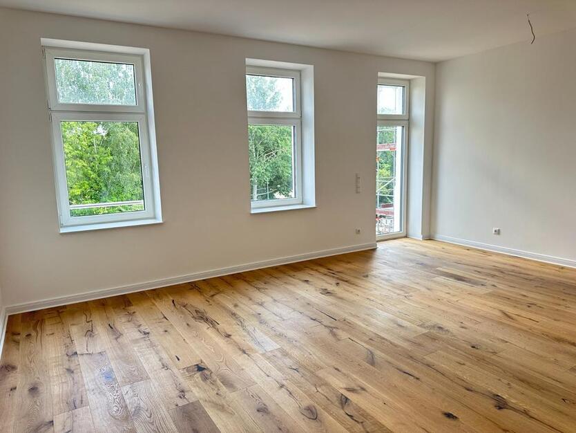 Erstbezug nach Sanierung: TraumWohnung mit Balkon