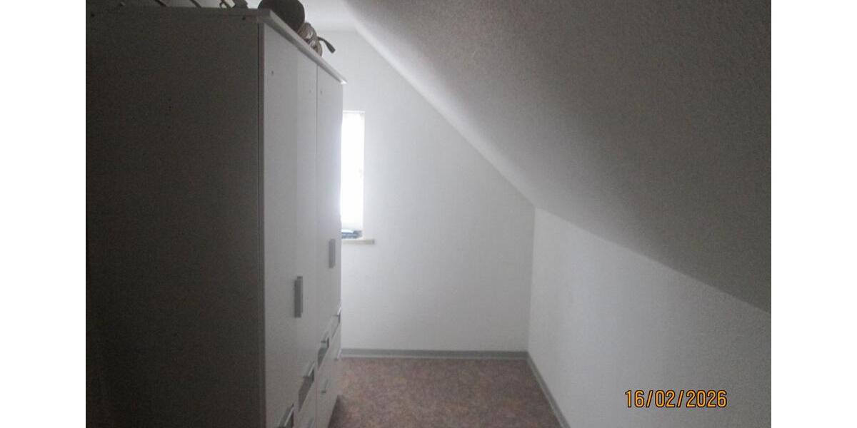 Etagenwohnung Saalfeld (Saale) - 2 Zimmer, 45 m&sup2;, 340&euro; | Angebot:25171895