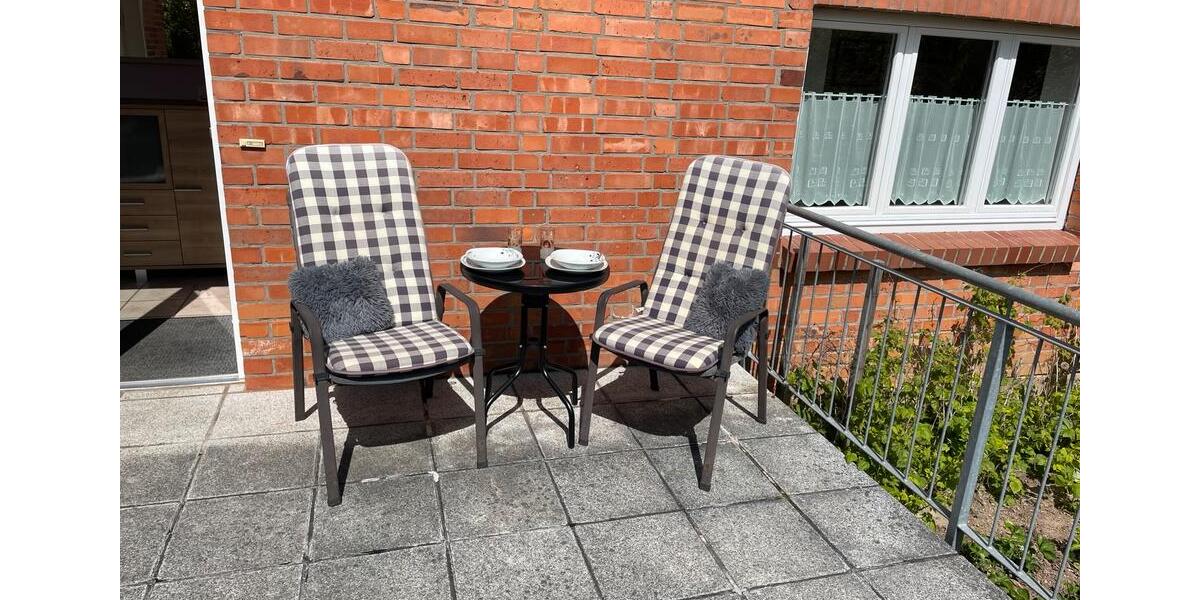 Erdgeschoßwohnung Schwerin Altstadt - 2 Zimmer, 60 m&sup2;, 1.250&euro; | Angebot:24552991