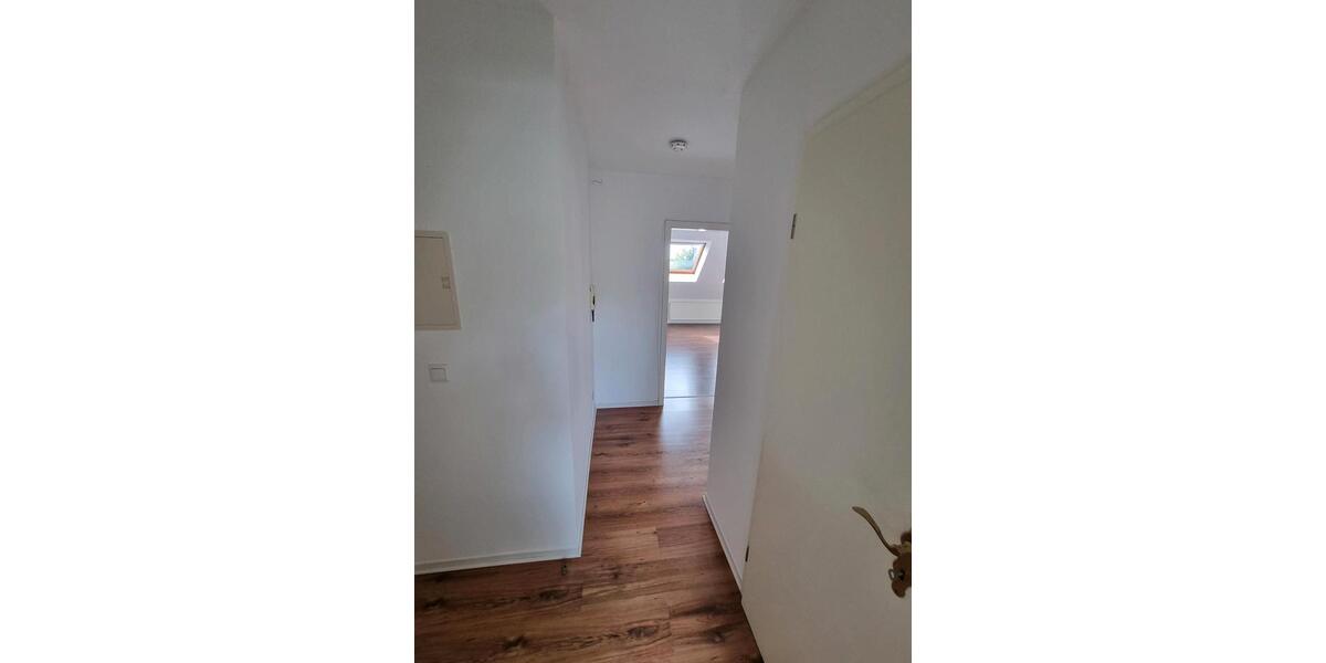 Dachgeschoßwohnung Bad Salzdetfurth - 2 Zimmer, 49 m&sup2;, 550&euro; | Angebot:24347965