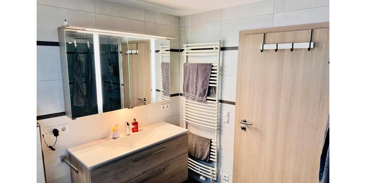 Etagenwohnung Bellenberg - 3 Zimmer, 85 m&sup2;, 1.300&euro; | Angebot:24801143