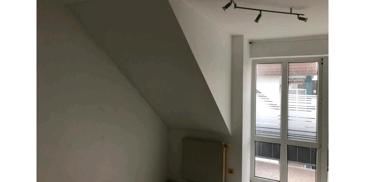 Dachgeschoßwohnung Alerheim - 2 Zimmer, 72 m&sup2;, 680&euro; | Angebot:24716765