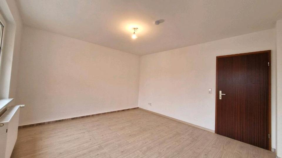 Etagenwohnung Tangerhütte - 3 Zimmer, 78 m&sup2;, 469&euro; | Angebot:25944855