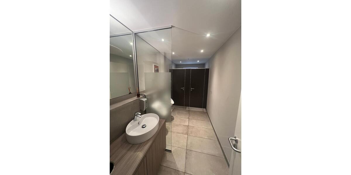 Gewerbeobjekt Rostock Hohe Düne - 4.000&euro; | Angebot:22705262