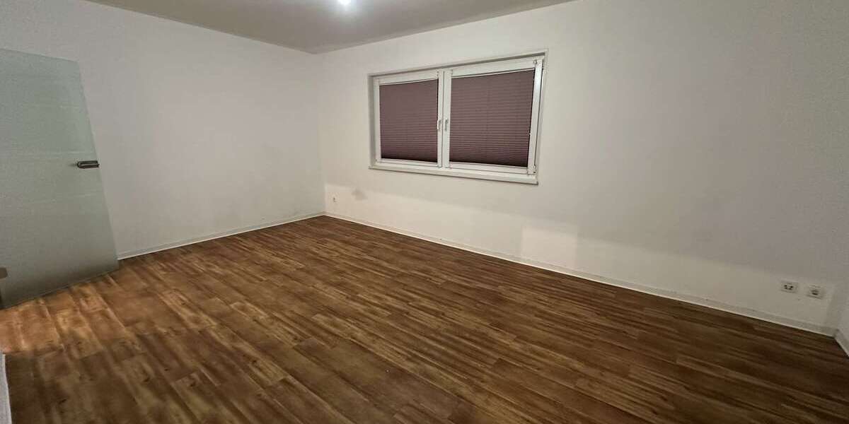 Etagenwohnung Solingen Wald - 1 Zimmer, 31 m&sup2;, 350&euro; | Angebot:24553859