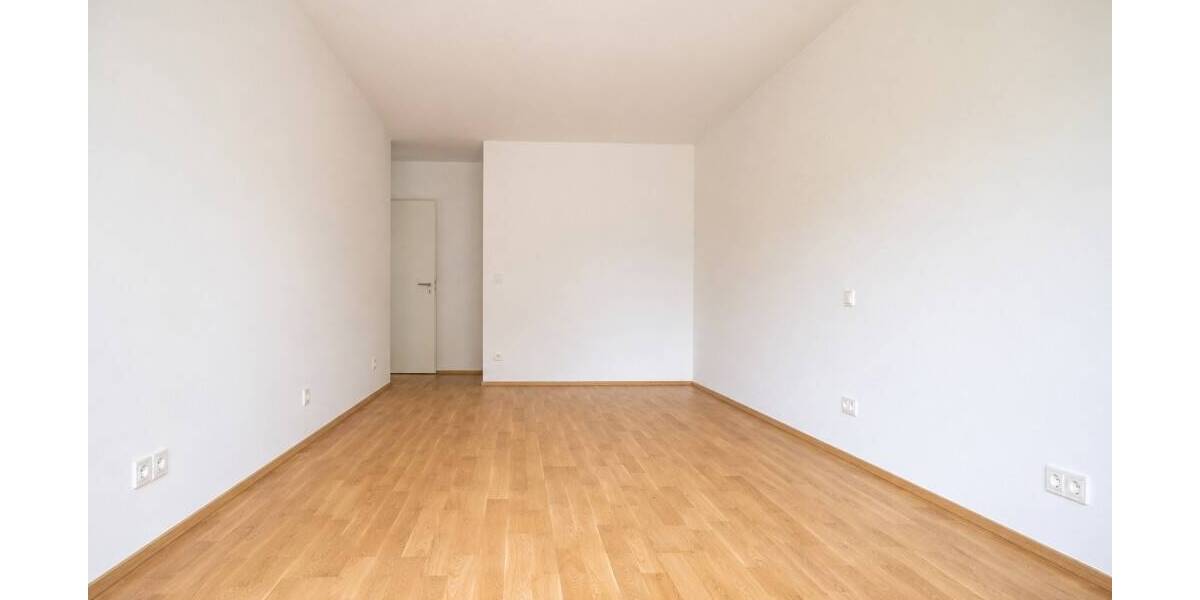 Etagenwohnung Düsseldorf Unterbach - 4 Zimmer, 155 m&sup2;, 2.000&euro; | Angebot:26799425