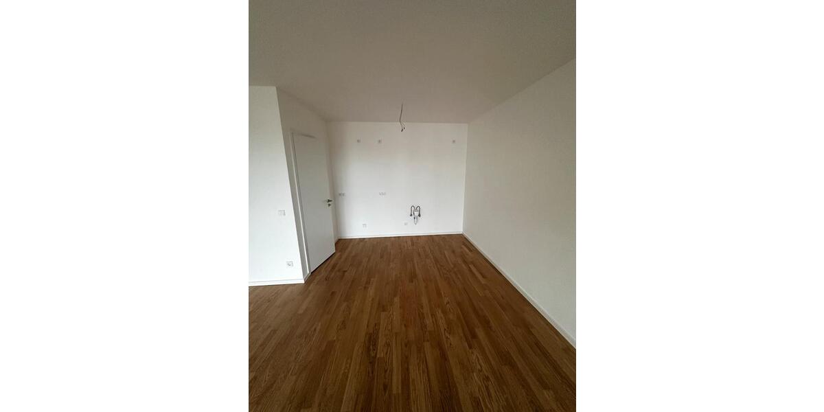 Etagenwohnung Schönefeld - 3 Zimmer, 79 m&sup2;, 1.680&euro; | Angebot:26693460