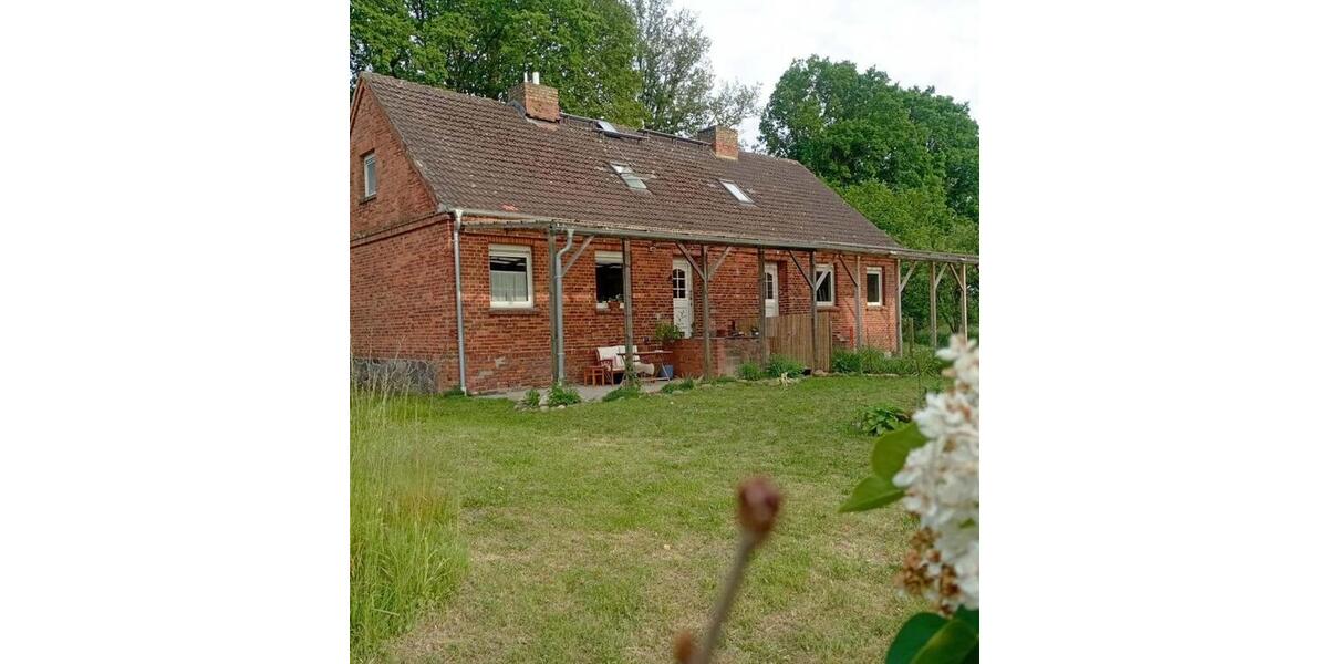 Doppelhaushälfte Pritzwalk - 3.5 Zimmer, 98 m&sup2;, 850&euro; | Angebot:25164608