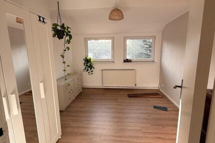 Wohnung Berlin Reinickendorf - 4 Zimmer, 90 m&sup2;, 600&euro; | Angebot:25256028