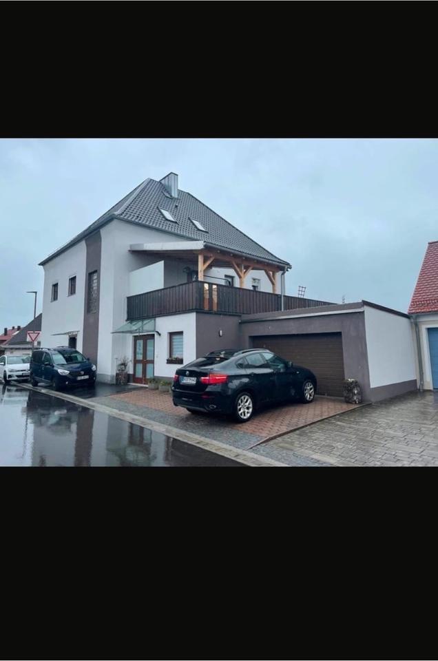2-Zimmer DG Wohnung, 100 qm, mit Garten, RottendorfSchmidgaden