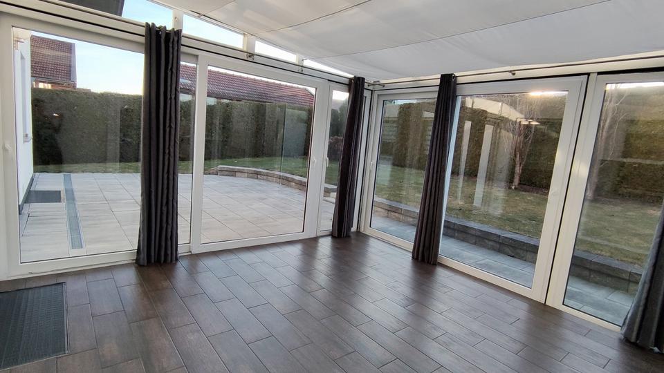 Schöne 3 Zimmer EG-Wohnung mit Wintergarten, Garten&50m² Kellerw. 3.5 zimmer