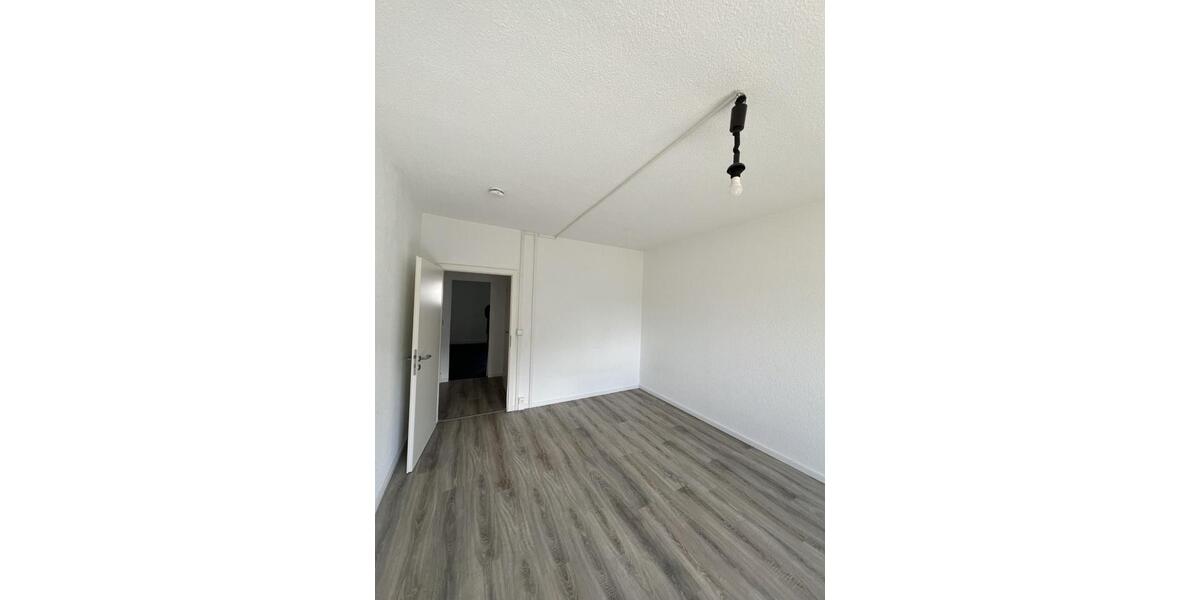 Etagenwohnung Borna - 1 Zimmer, 41 m&sup2;, 268&euro; | Angebot:26635752