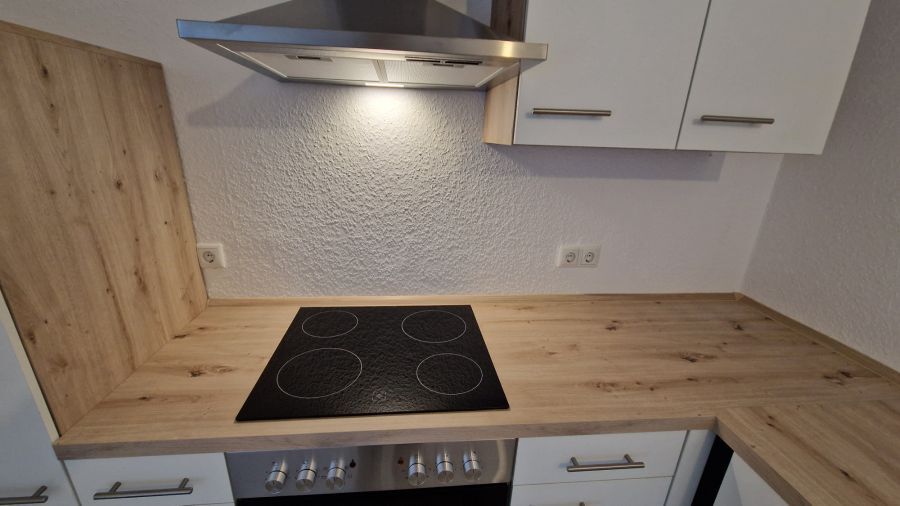 Stufenlos, lichtdurchflutet u. sichtgeschützt, Einbauküche, Glasfaser, PKW - Plätze, Erstbezug in Hessisch Oldendorf 2 zimmer