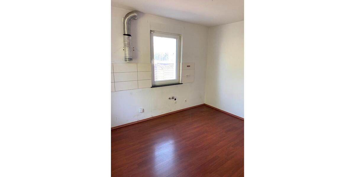 Erdgeschoßwohnung Lage - 2 Zimmer, 60 m&sup2;, 700&euro; | Angebot:26691966