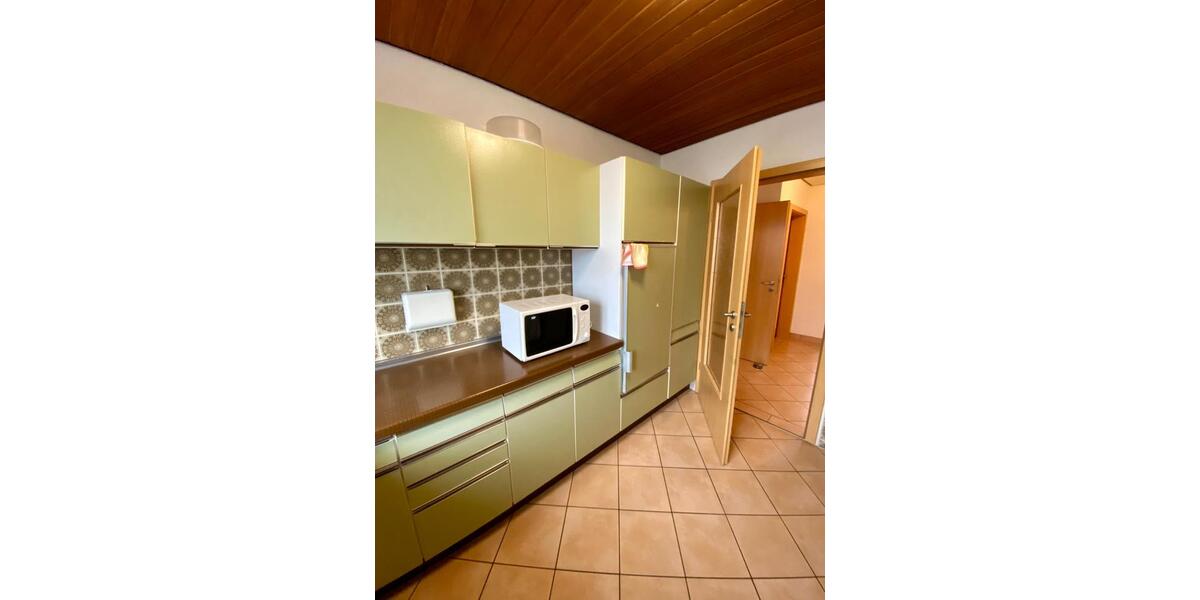 Erdgeschoßwohnung Villingen-Schwenningen Schwenningen - 5 Zimmer, 104 m&sup2;, 1.150&euro; | Angebot:24466387