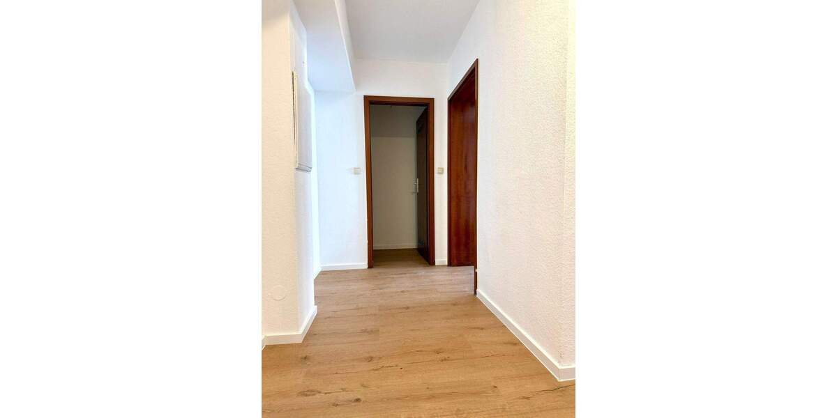 Etagenwohnung Nürnberg Glockenhof - 3 Zimmer, 83 m&sup2;, 900&euro; | Angebot:26656973
