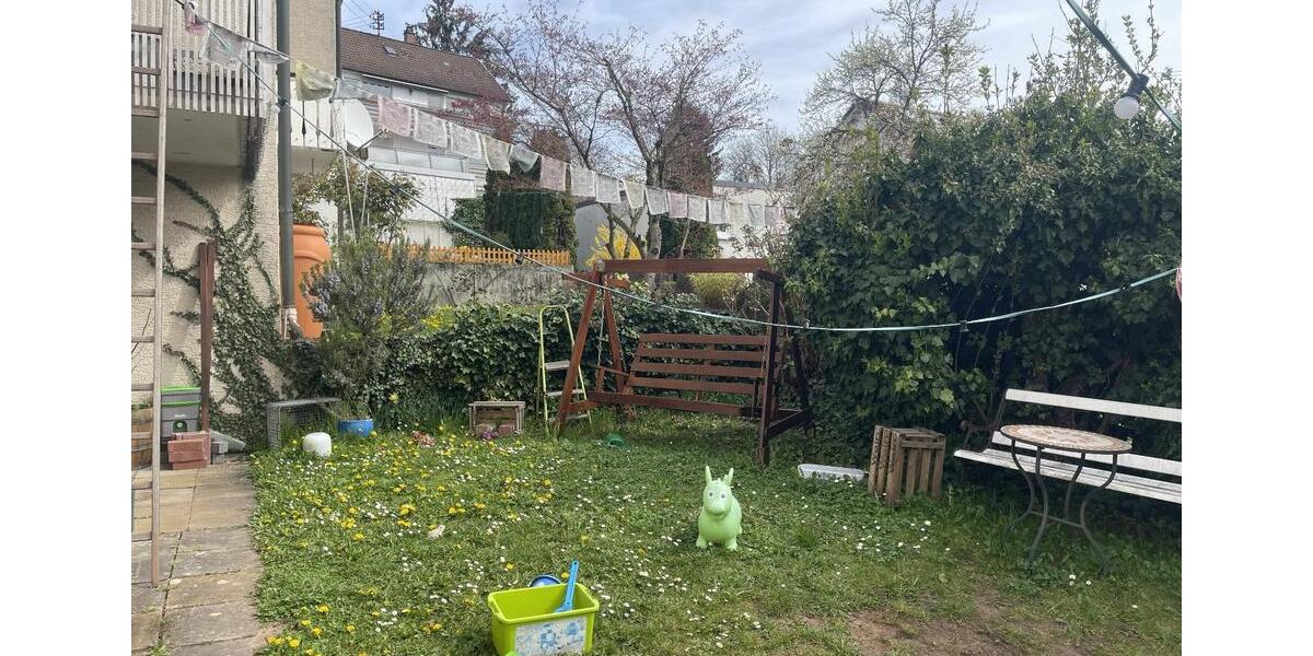 Reihenhaus Esslingen am Neckar Hegensberg - 4.5 Zimmer, 130 m&sup2;, 1.580&euro; | Angebot:26051479