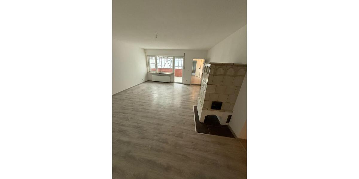 Eigentums Haus zu Vermieten 4 zimmer