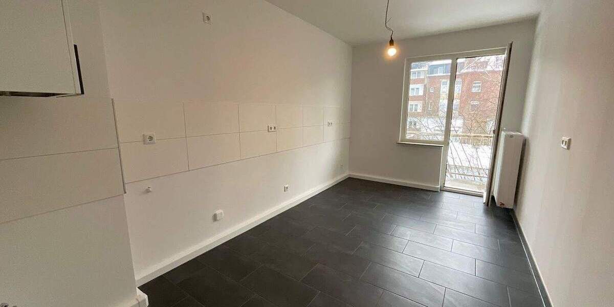 Etagenwohnung Düsseldorf Eller - 2 Zimmer, 57 m&sup2;, 912&euro; | Angebot:24677973
