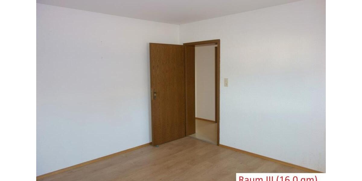 Erdgeschoßwohnung Waigolshausen - 4 Zimmer, 100 m&sup2;, 700&euro; | Angebot:26263175