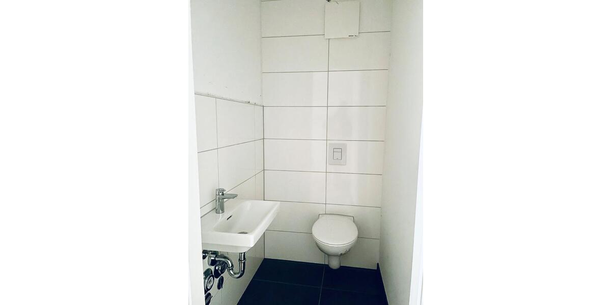 Erdgeschoßwohnung Schwaigern - 3 Zimmer, 84 m&sup2;, 1.150&euro; | Angebot:24847881