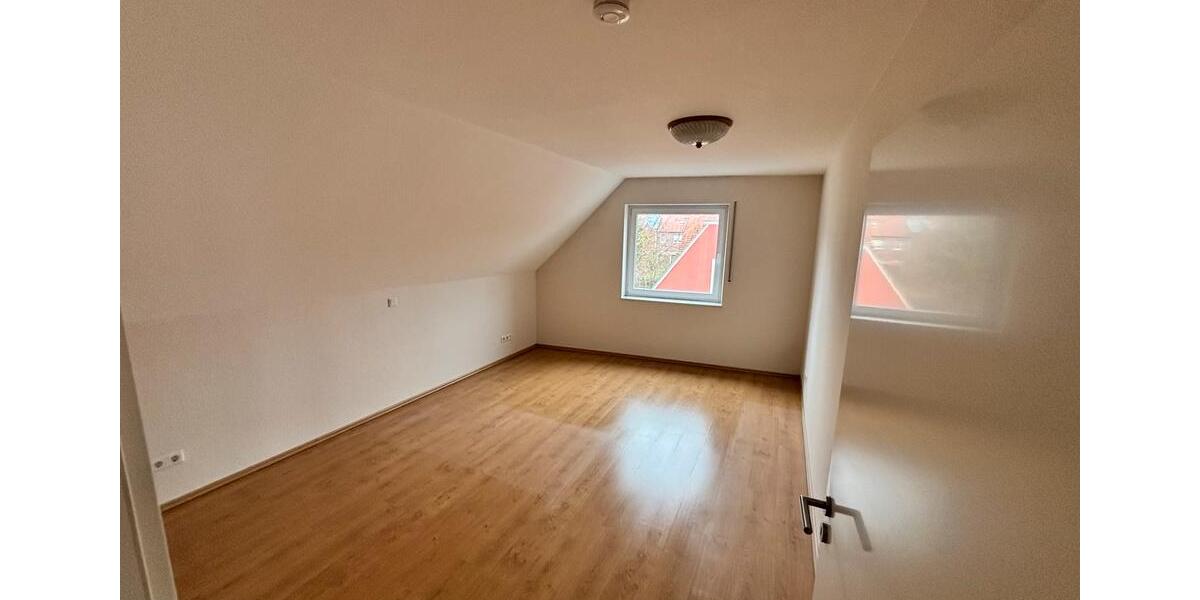 Dachgeschoßwohnung Heek - 4 Zimmer, 84 m&sup2;, 893&euro; | Angebot:25087093