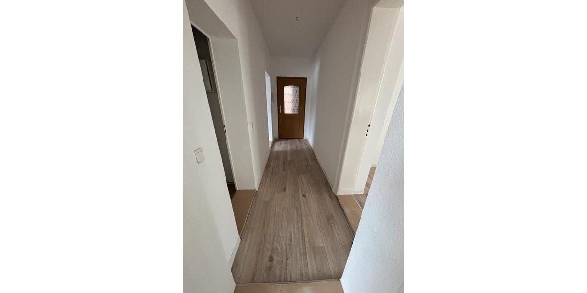 Erdgeschoßwohnung Neuzelle - 4 Zimmer, 100 m&sup2;, 800&euro; | Angebot:24611772