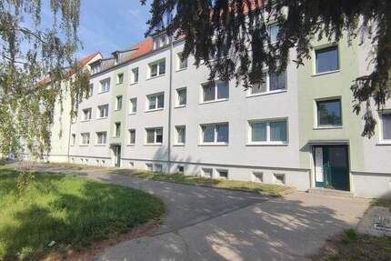 BALKONWOHNUNG sucht... 3 zimmer