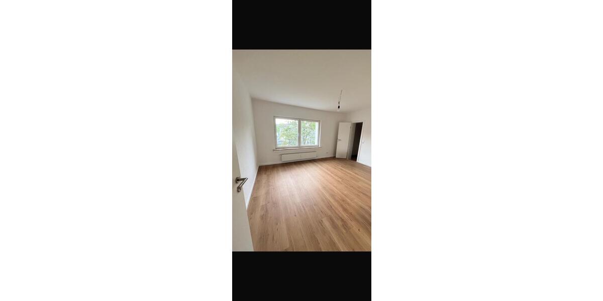 Erdgeschoßwohnung Gevelsberg - 3 Zimmer, 85 m&sup2;, 989&euro; | Angebot:26548381